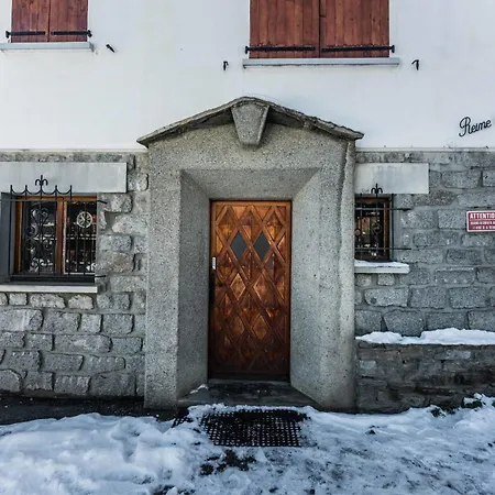 Apartment Reine Des Pres 2
